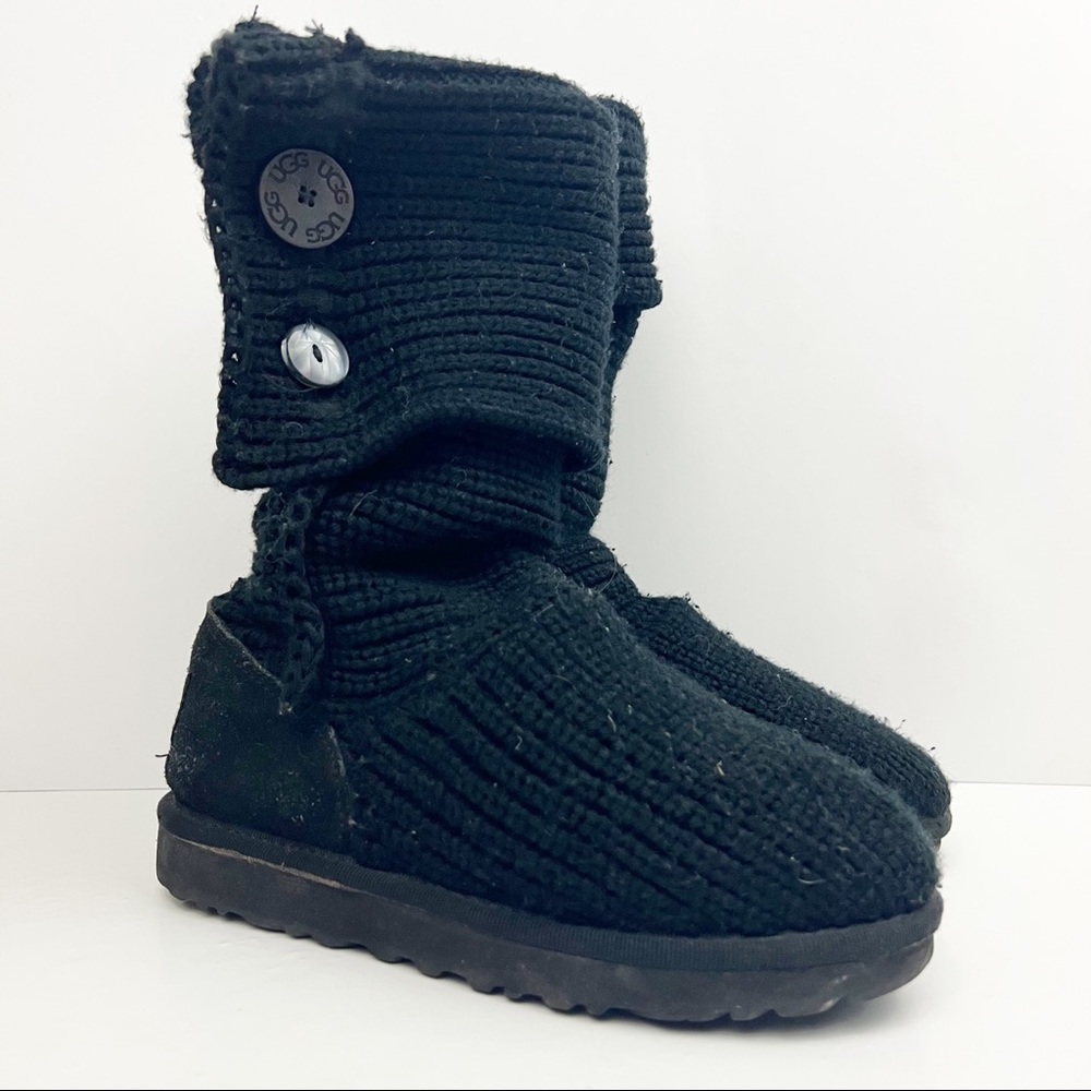UGG Women’s Classic Cardy Boot Black‎ Size 5